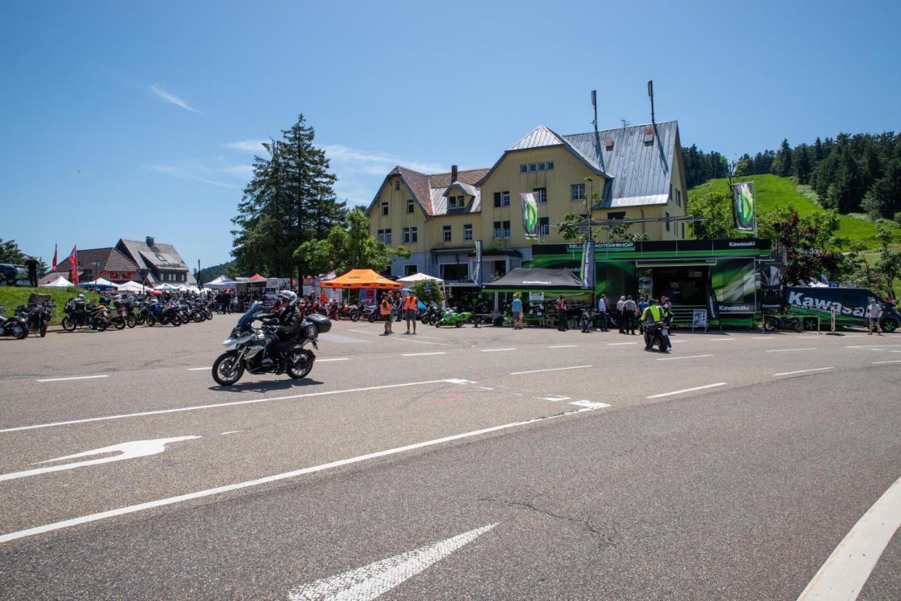 Hotel Zur Grossen Tanne Bühl Esterno foto