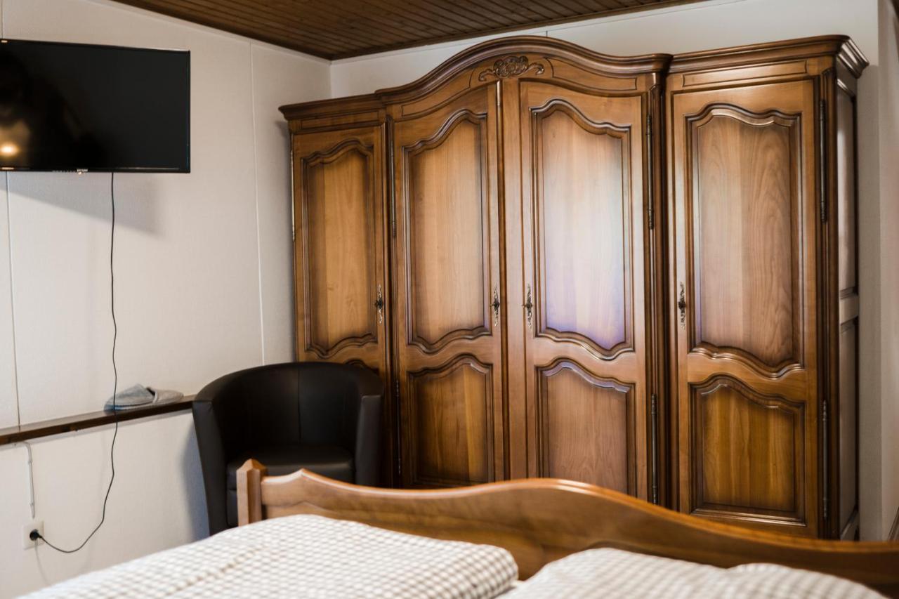 Hotel Zur Grossen Tanne Bühl Esterno foto